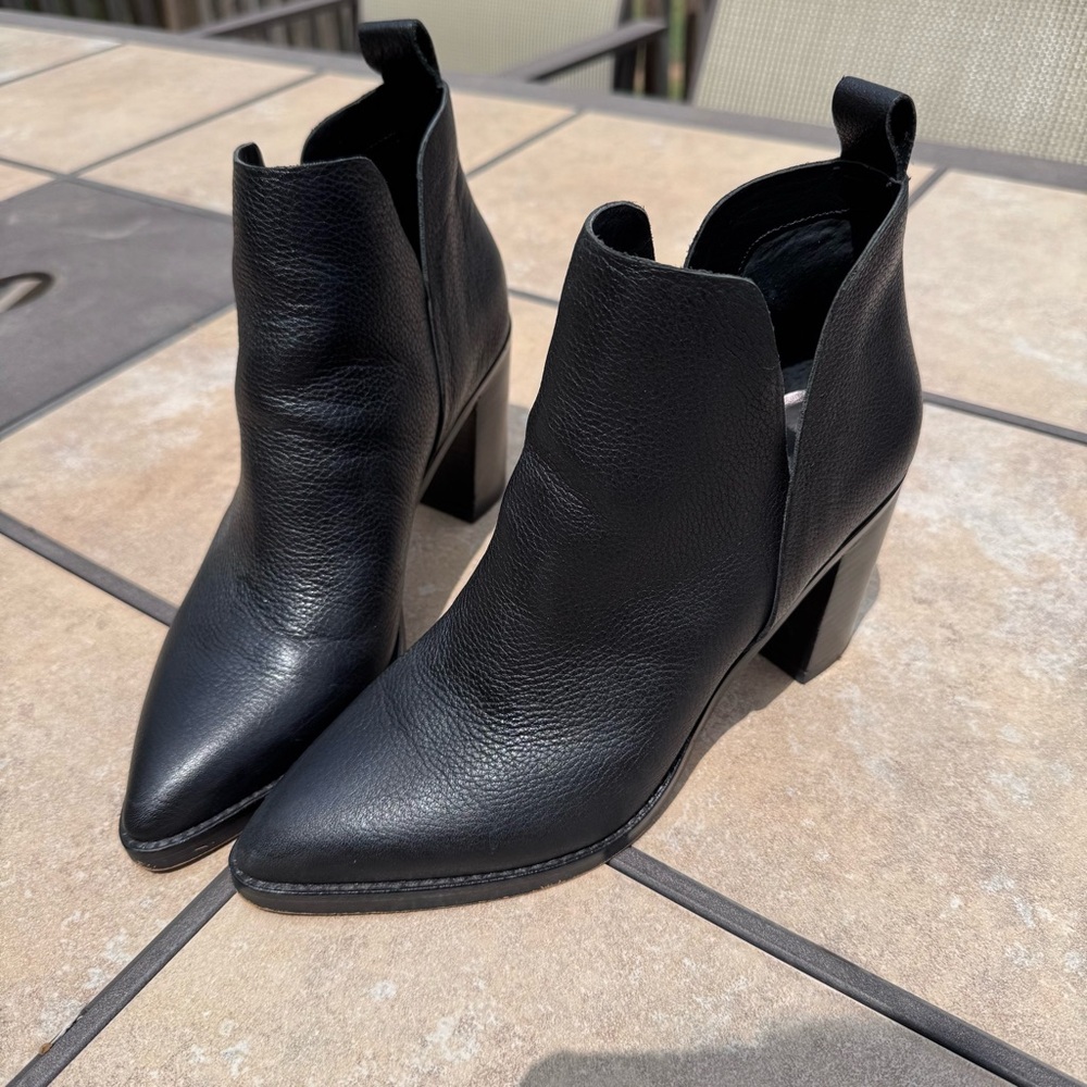 Dolce Vita Shanon Booties - Picture 4 of 6